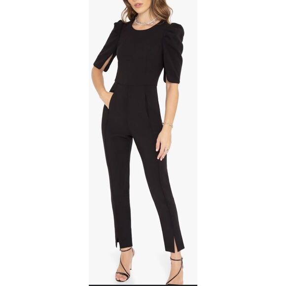 Black Halo NWOT Russo Puff Shoulder Jumpsuit Black Size 2 Leg Front Pockets - Picture 1 of 11